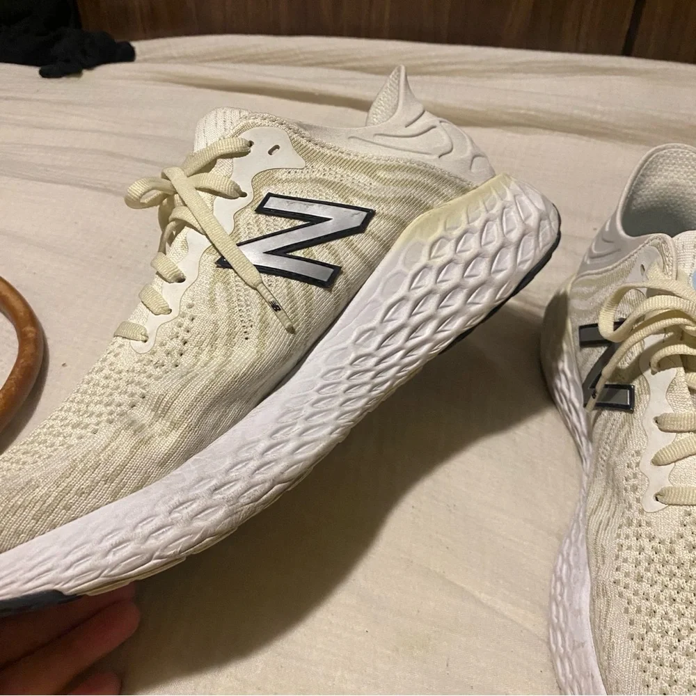 NEW BALANCE NAKED X FRESH FOAM 1080v11 community pack 13 womens running shoes